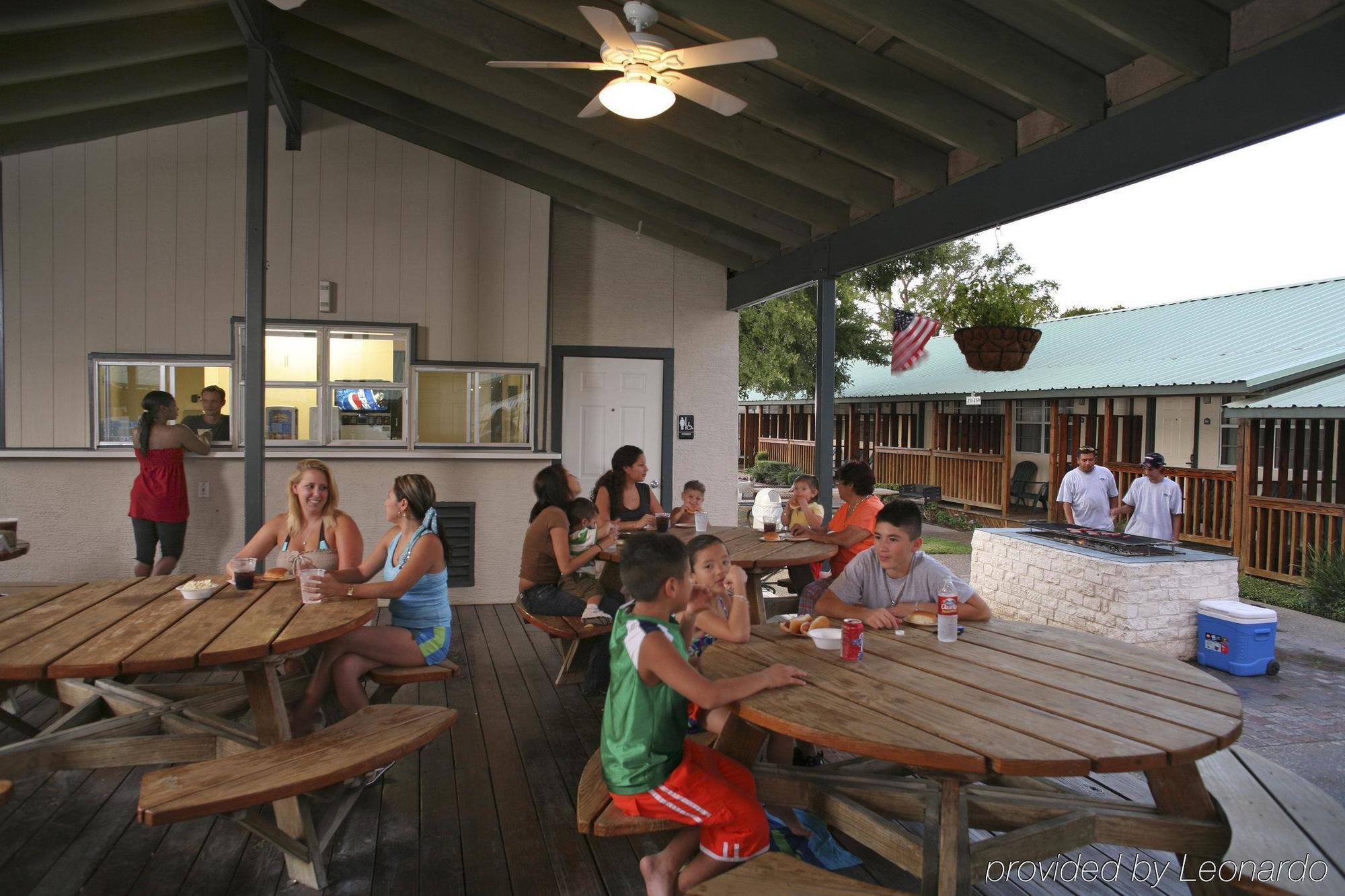 Salado Creek Villas San Antonio Exterior photo