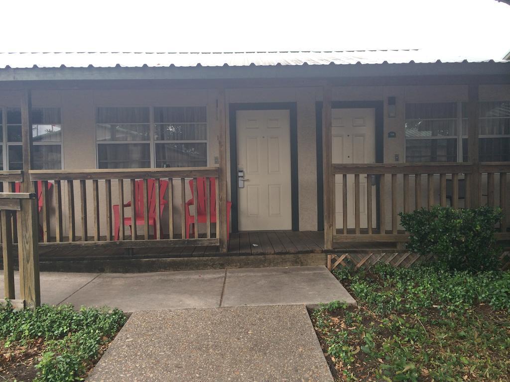 Salado Creek Villas San Antonio Exterior photo